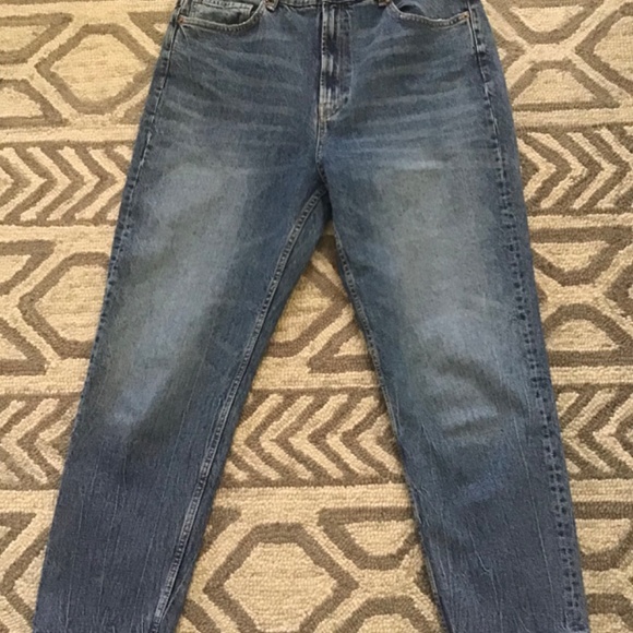 Zara High Rise Jeans - Picture 2 of 6